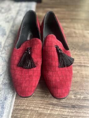 Amali Men’s Leather Dress Shoes Loafers In Red W/Black Tassel, Size 9